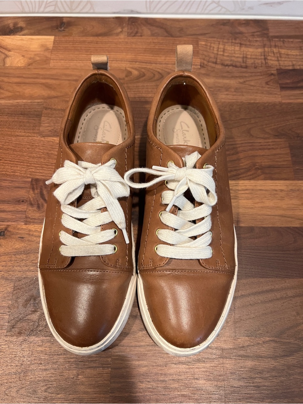 Clarks Somerset Brown Leather Sneakers with White Laces 8.5